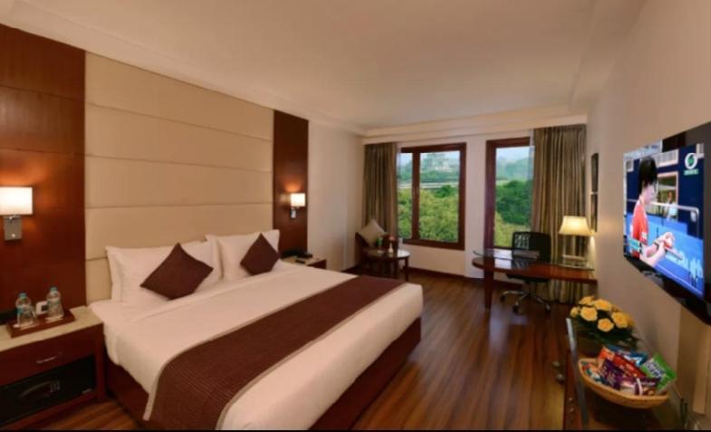 Paramount Hotel Dzsaipur Kültér fotó